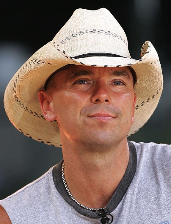 what disease does kenny chesney have